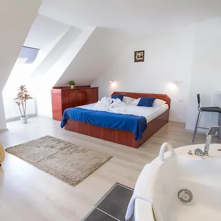 Classic Hotel 3*