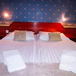 Classic Hotel 3*