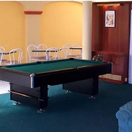 Classic ブダペスト